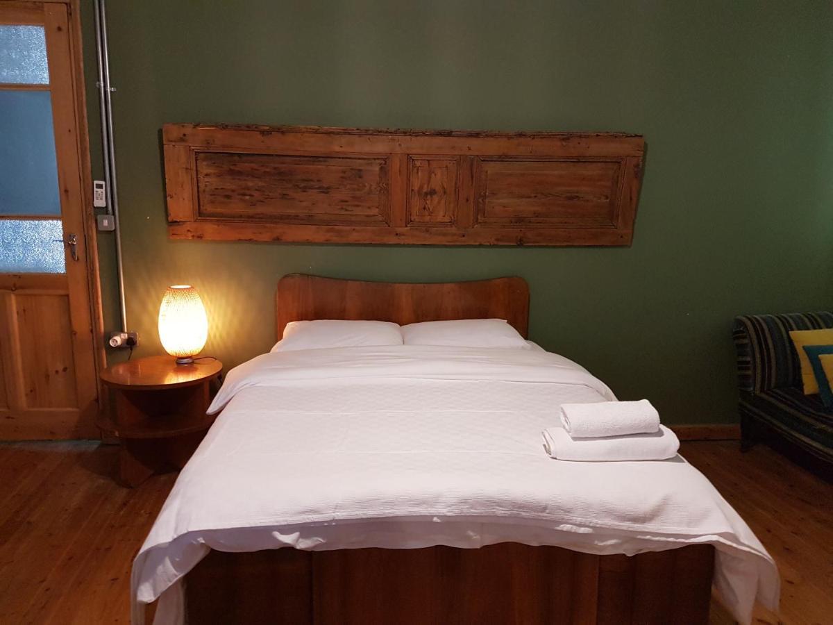 Ines Guest House Nicosia Ngoại thất bức ảnh
