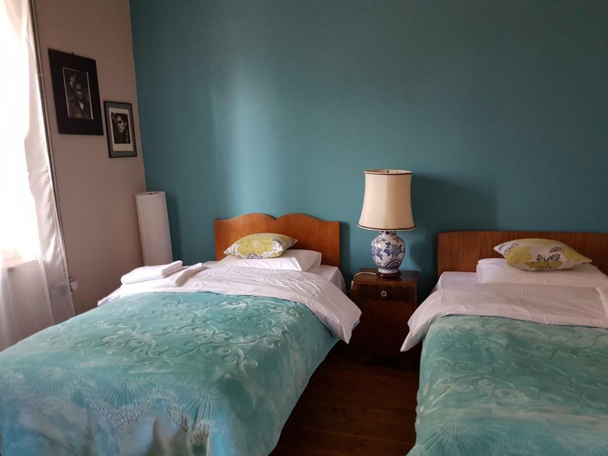 Ines Guest House Nicosia Ngoại thất bức ảnh