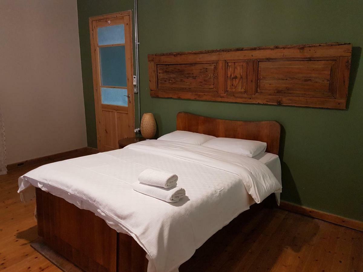Ines Guest House Nicosia Ngoại thất bức ảnh
